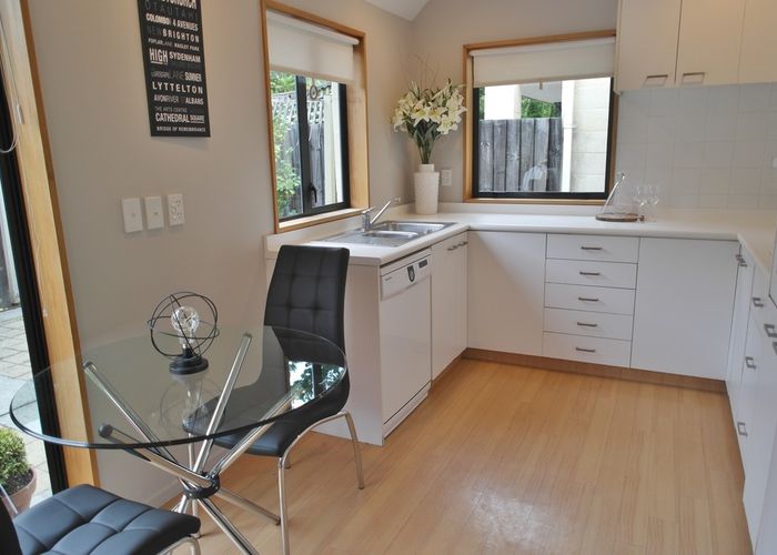 at 2/119 Rossall Street, Merivale, Christchurch