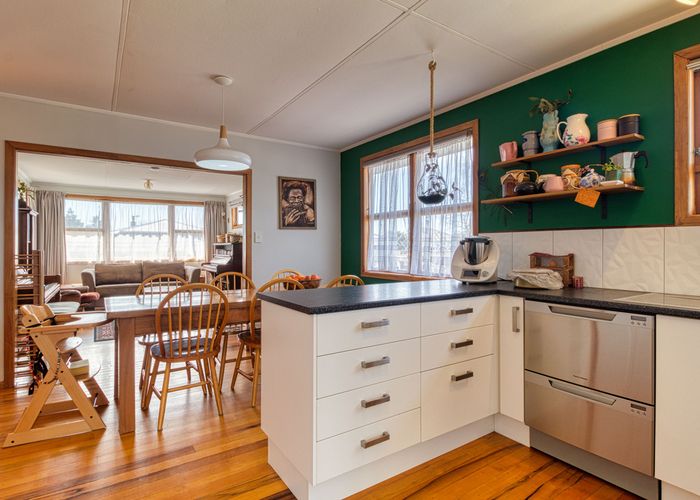  at 11 Birkenhead Crescent, Flaxmere, Hastings