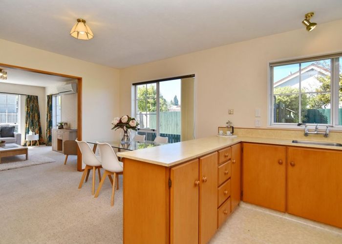  at 2/12 Lagan Street, Belfast, Christchurch