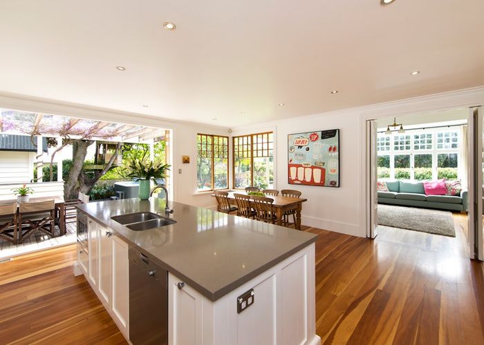  at 16 Fairview Road, Mount Eden, Auckland