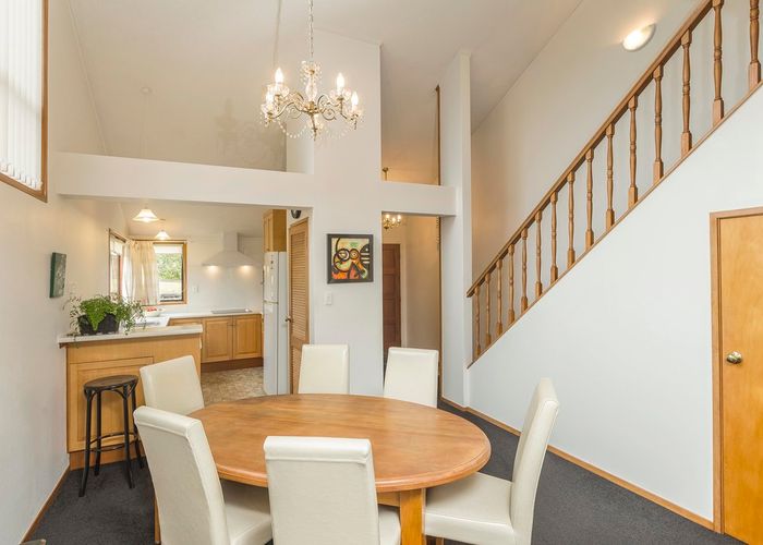 at 2/32 Charles Fox Place, St Johns, Auckland