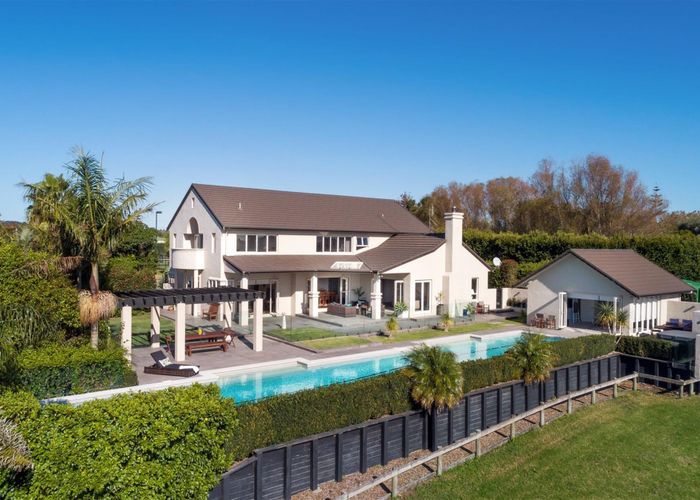  at 52 Clifton Road, Howick