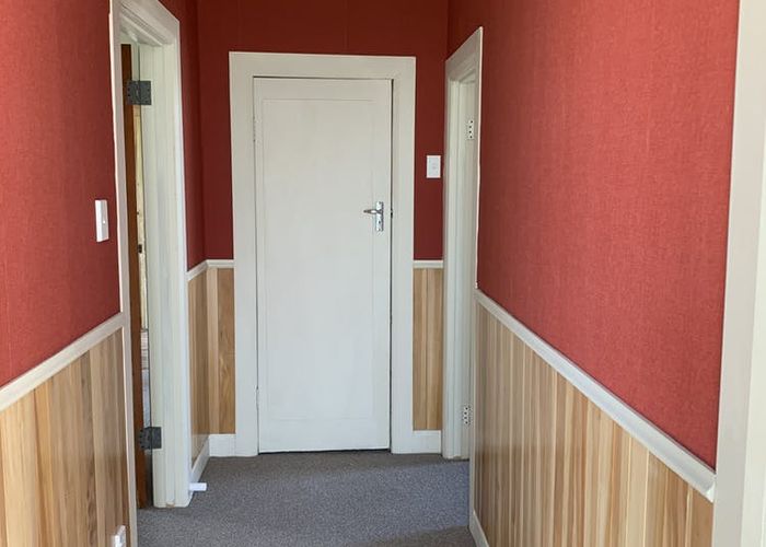  at 805 Queen Street West, Saint Leonards, Hastings