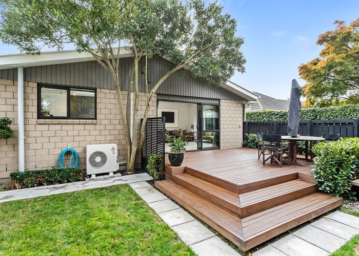  at 2/10 Hudson Street, Bryndwr, Christchurch