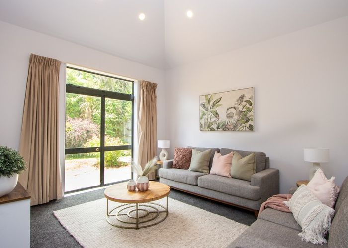  at 4 Libra Place, Kawaha Point, Rotorua
