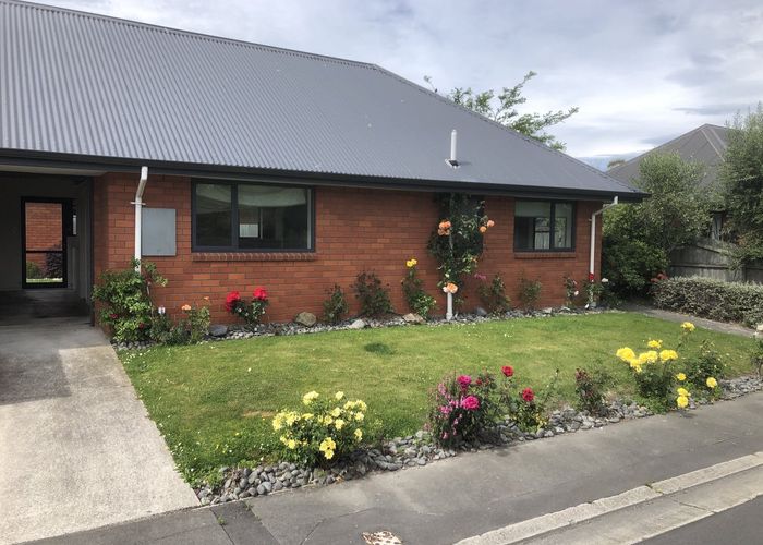  at 16 Clinton Lane, Woolston, Christchurch