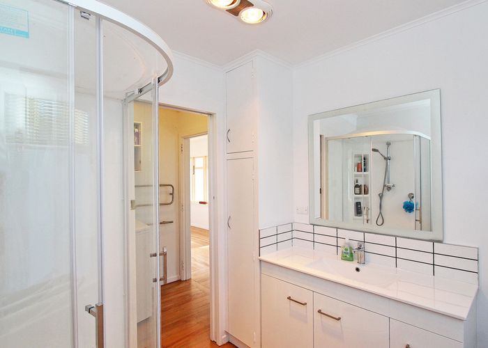  at 84 Old Mill Road, Brooklyn