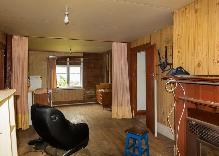  at 27 Main Road, Maheno