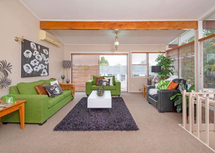  at 129 Reeves Road, Pakuranga Heights, Auckland