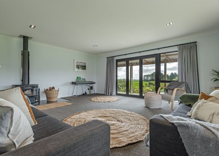  at 235A Watershed Road, Bunnythorpe