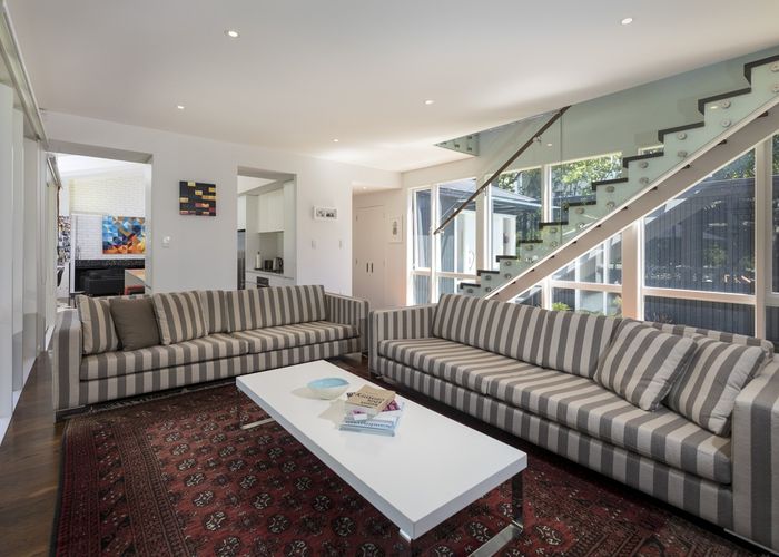  at 42 Mountain Road, Epsom, Auckland