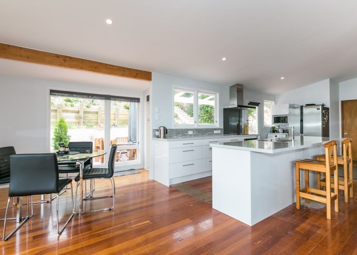 Free property data for 43 Joll Road, Havelock North homes.co.nz