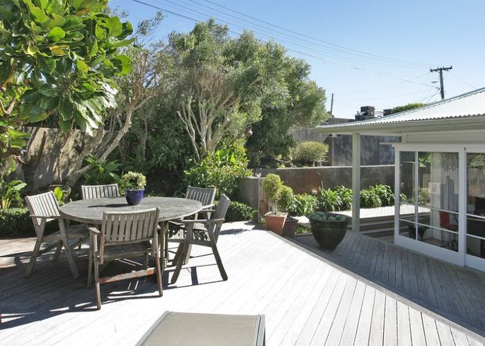  at 81 Messines Road, Karori, Wellington