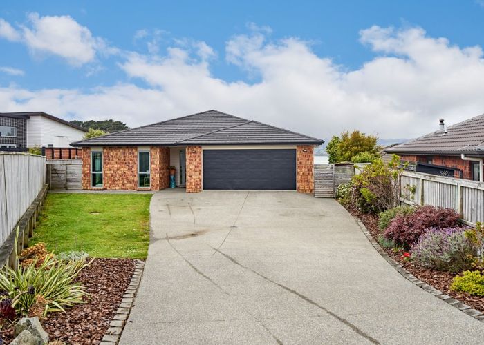  at 4 Sunflower Close, Camborne, Porirua