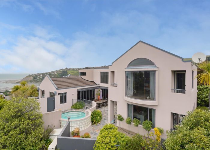  at 84 Glenstrae Road, Redcliffs, Christchurch