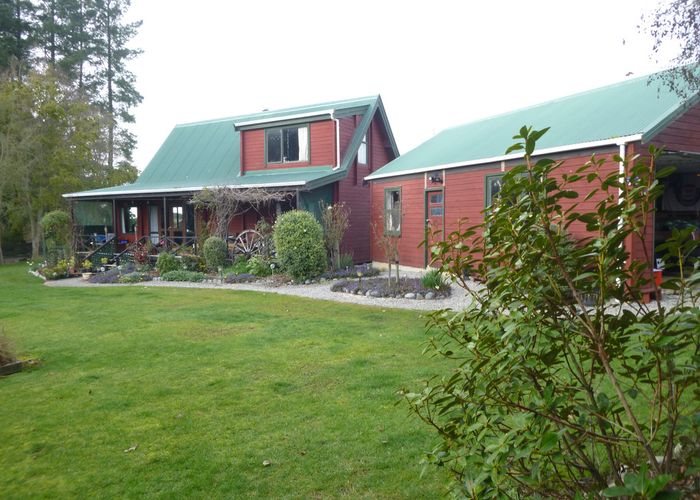  at 198 Gays Pass Road, Totara Valley