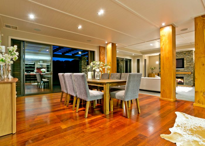  at 27 Goldflats Lane, Albany