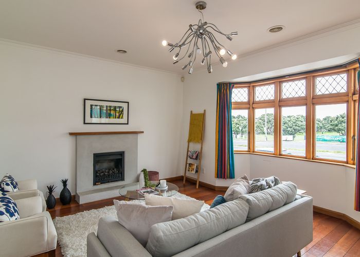  at 8 Wellington Road, Hataitai, Wellington