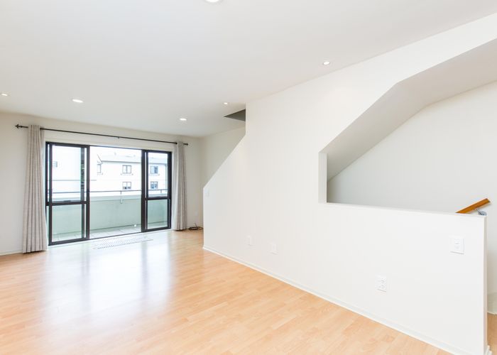  at 2/25 Rossmay Terrace, Kingsland, Auckland