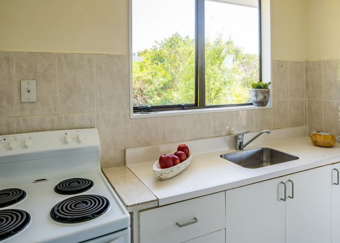  at 2 Pump Lane, Whitby, Porirua