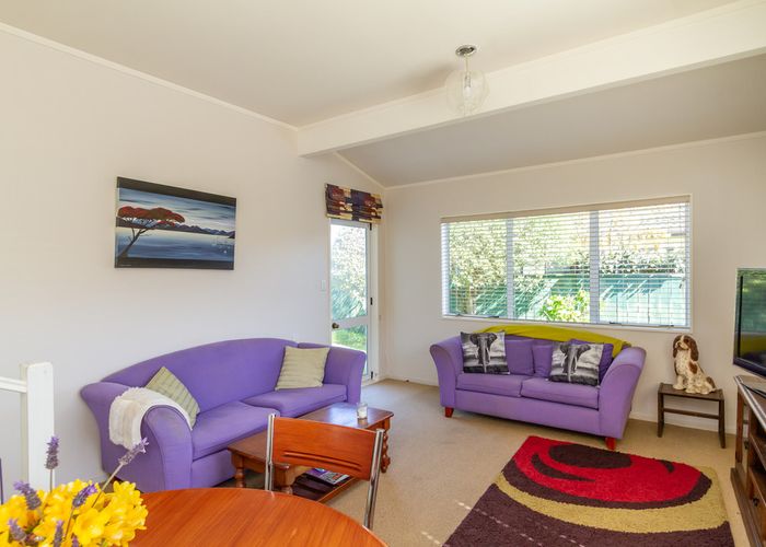 at 2/5 Glenbrook Grove, Naenae, Lower Hutt