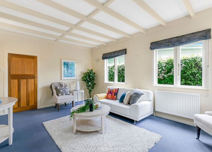 at 18 Plymouth Street, Karori, Wellington