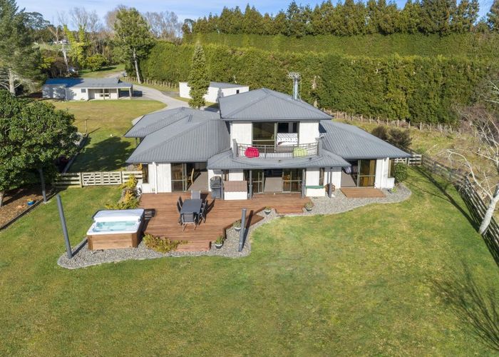  at 5 Bonnieglen Road, Tauranga