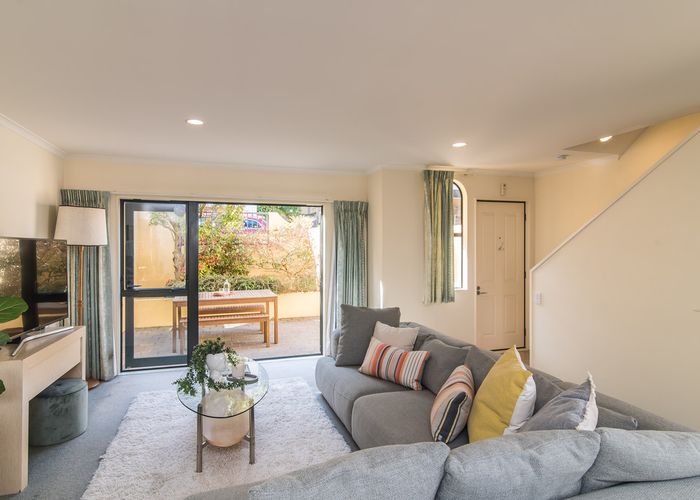  at 85 Hill Street, Thorndon, Wellington