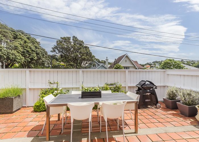  at 41 Rimu Road, Kelburn, Wellington
