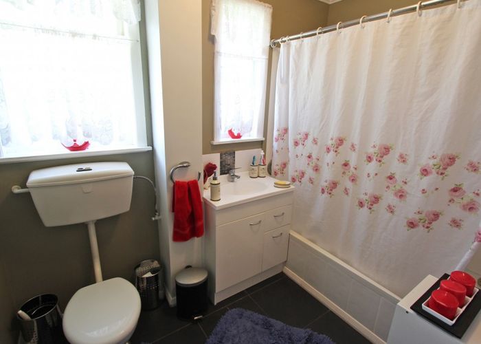  at 116 Champion Street, Cannons Creek, Porirua