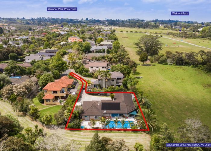  at 14 Monkton Close, Greenhithe, Auckland