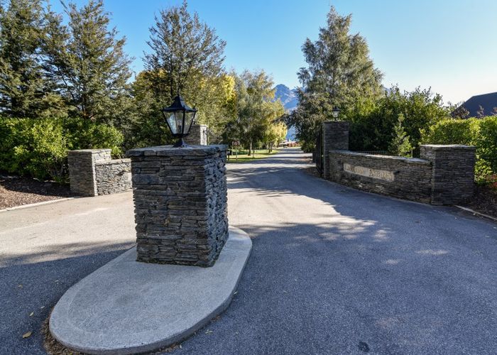  at 3 Bluff View Terrace, Drift Bay, Queenstown
