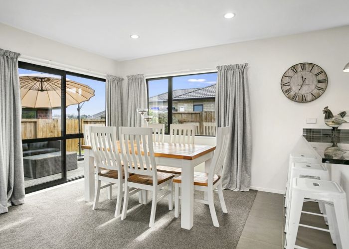  at 12 Alpers Ridge, Leamington, Cambridge