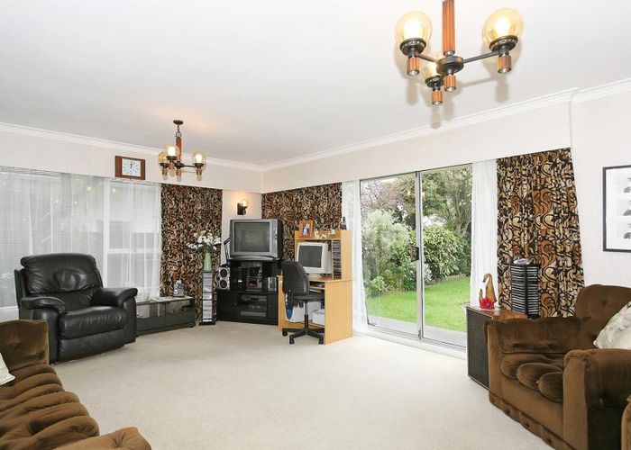  at 7 Waddington Drive, Naenae, Lower Hutt