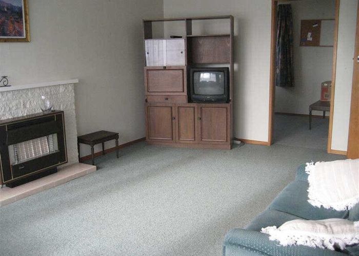  at 4 John F Kennedy Drive, Milson, Palmerston North