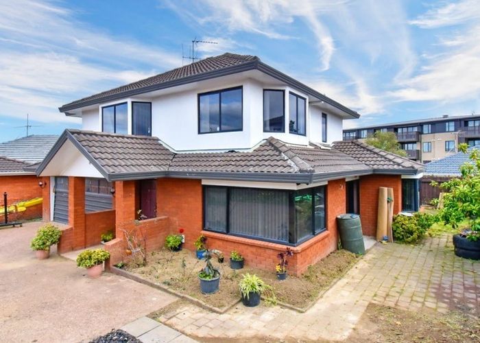  at 3/26 Alfriston Road, Manurewa East, Auckland