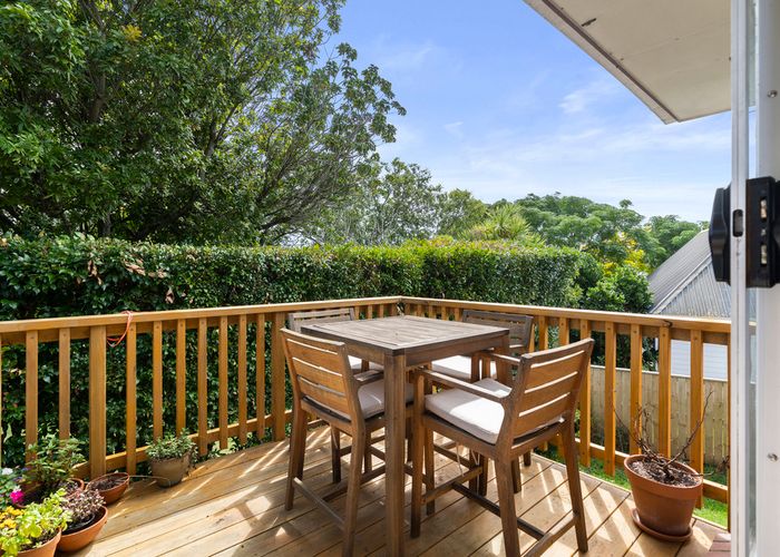  at 4/14 Ewen Alison Avenue, Devonport, Auckland