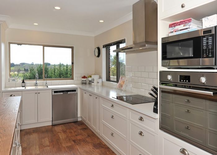  at 54 Greenacres Road, Redwood Valley