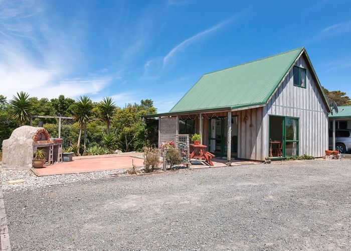  at 348 Owhiwa Road, Onerahi