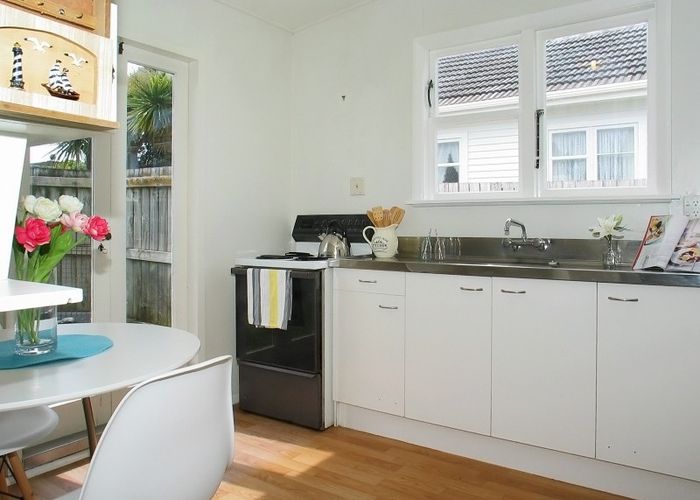  at 8 Whitehouse Road, Titahi Bay, Porirua