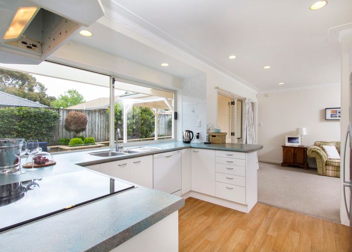  at 285A West Road, Manurewa