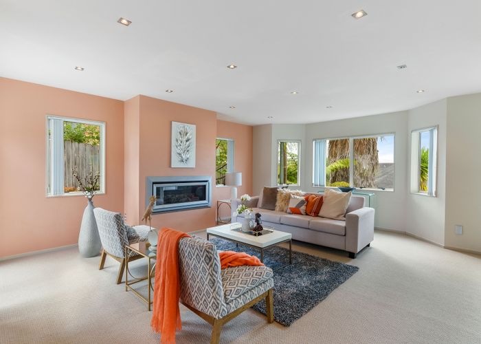  at 17 Waltham Street, Henderson, Auckland