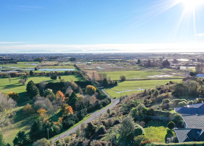  at 38 Highcrest Heights, Westmorland, Christchurch