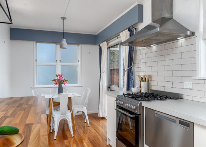  at 20 Hardie Grove, Featherston