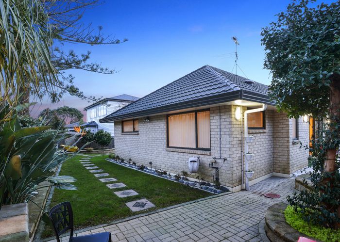  at 34A Line Road, Glen Innes, Auckland