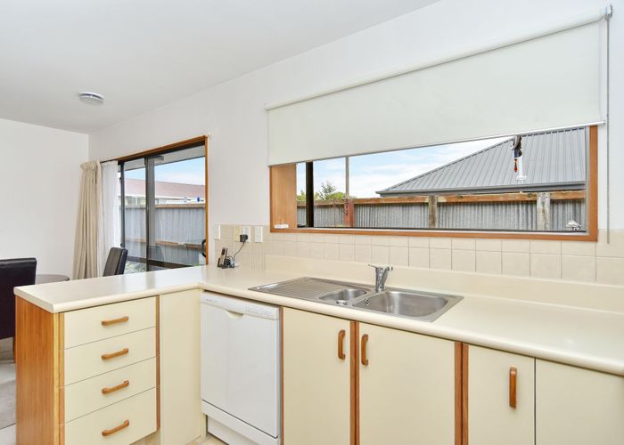  at 2/21 Norwood Street, Beckenham, Christchurch