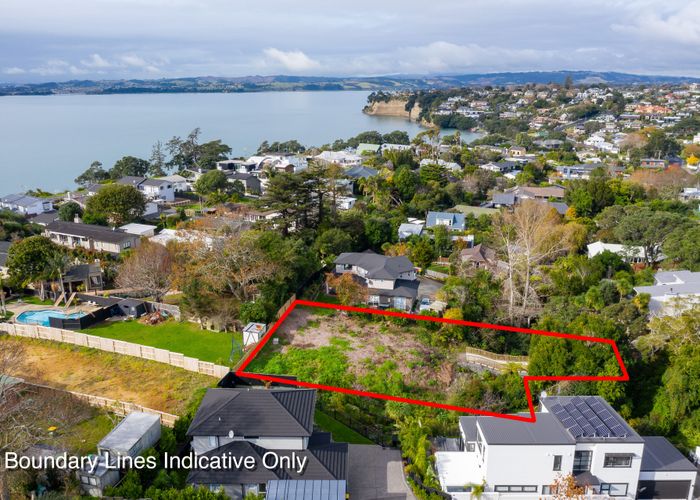  at 2/66 Beach Road, Castor Bay, Auckland