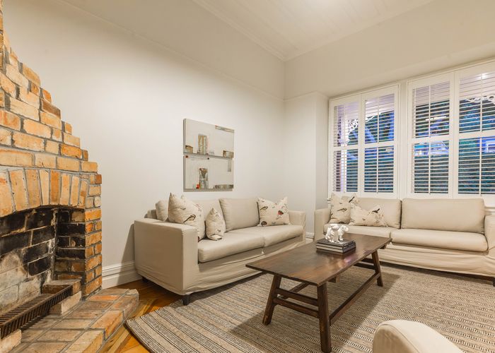  at 17 Woodford Road, Mount Eden, Auckland