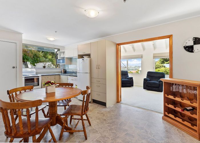  at 1/102 Sutherland Road, Melrose, Wellington