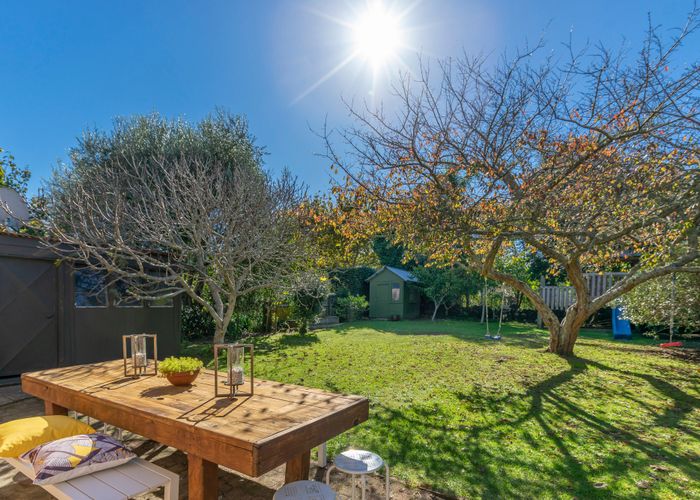  at 34 Parrish Road, Sandringham, Auckland
